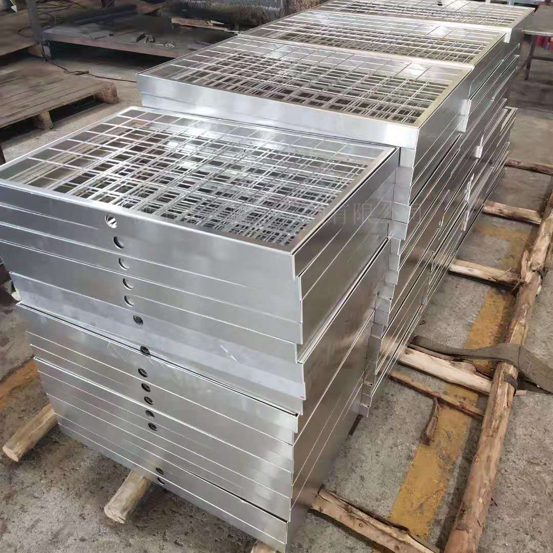 不銹鋼雙拼井蓋加工定制廠家 豪峻18年專業(yè)加工不銹鋼井蓋