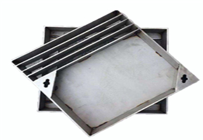 連續(xù)的雨季路面積水304不銹鋼排水溝蓋板少不了？