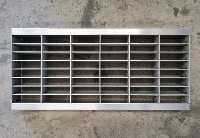 普遍應用在城市污水處理中的不銹鋼格柵，它的優(yōu)勢是什么