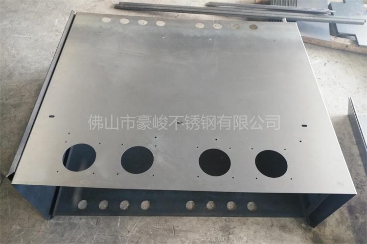 不銹鋼機(jī)箱加工定制