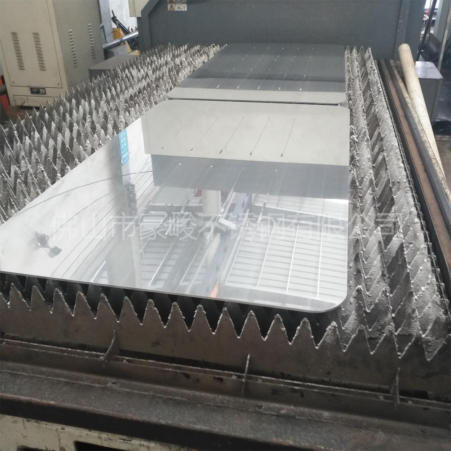 鍍鋅板激光切割加工